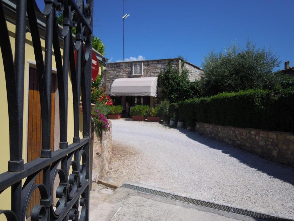 Il Turrione Apartman Assisi Kültér fotó
